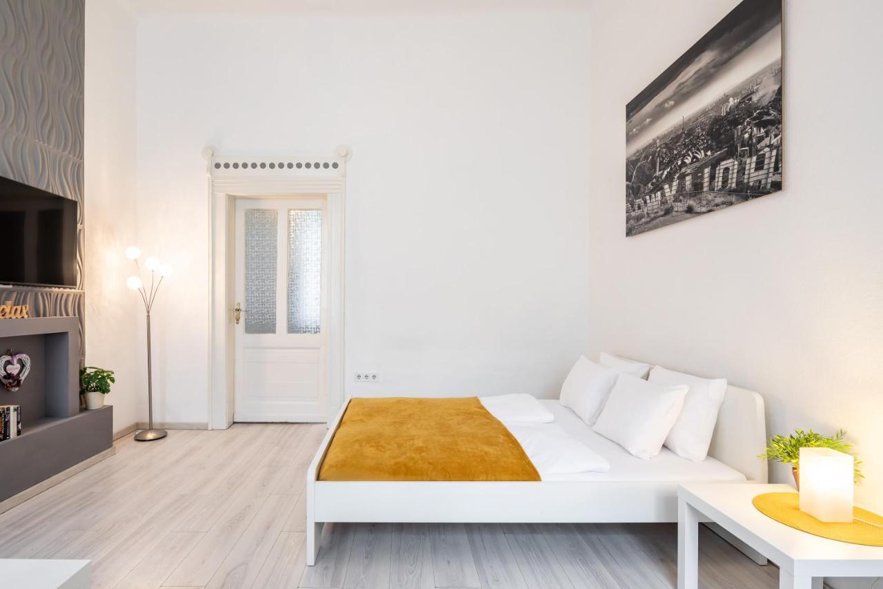 New, High Quality Apartment In The City Center Budapest Exterior foto